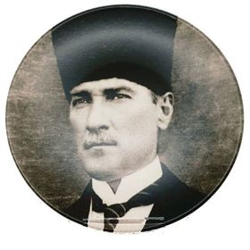 Armada Çini PRT 98 Atatürk Resimli Siyah Beyaz Seramik Baskılı Tabak