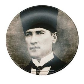 Armada Çini PRT 98 Atatürk Resimli Siyah Beyaz Seramik Baskılı Tabak
