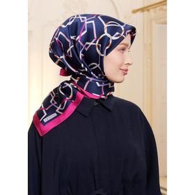 Armine 8916-08 Lacivert Desenli Sura İpek Eşarp
