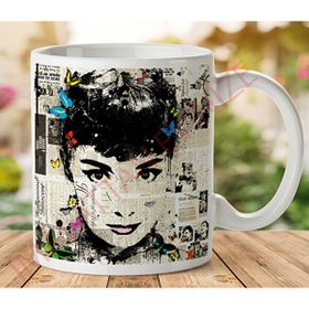 Art Hediye 1-542 Audrey Hepburn Gazete İki Tarafı Baskılı Kupa Bardak