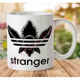 Art Hediye 1-916 Adidas Stranger Things İki Tarafı Baskılı Kupa Bardak