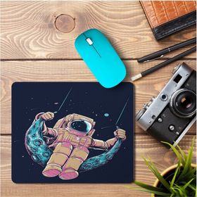 Art Hediye Astronot Gezegenlerde Sallanan Astronot Baskılı 23x19 cm Mouse Pad