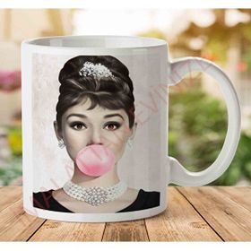 Art Hediye Audrey Hepburn Pembe Sakız iki Tarafı Baskılı Kupa Bardak