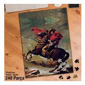 Asil Hobi Alpleri Geçen Napolyon Yapboz-Ayak Destekli 240 Parça Puzzle