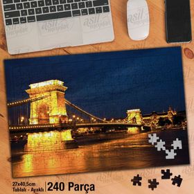 Asil Hobi Budapeşte-Zincir Köprüsü Ve Buda Kalesi Yapboz-Ayak Destekli Çerçeveli 240 Parça Puzzle
