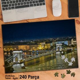 Asil Hobi Budapeşte'deki Ünlü Zincir Köprü-Manzara Yapboz-Ayak Destekli Çerçeveli 240 Parça Puzzle