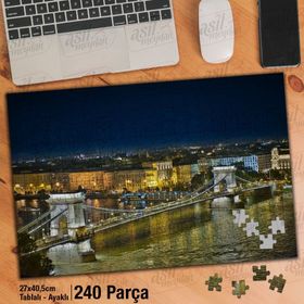 Asil Hobi Budapeşte'deki Ünlü Zincir Köprü-Manzara Yapboz-Ayak Destekli Çerçeveli 240 Parça Puzzle