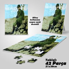 Asil Hobi Cephede Üniformalı Mustafa Kemal Atatürk-Yapboz-Ayak Destekli Çerçeveli 42 Parça Puzzle
