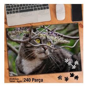 Asil Hobi Dalların Arasında Duran Kedi-Hayvan Yapboz-Ayak Destekli Çerçeveli 240 Parça Puzzle