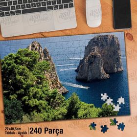 Asil Hobi Denizin Ortasında Kaya Parçası-Ağaçlar Yapboz-Ayak Destekli Çerçeveli 240 Parça Puzzle