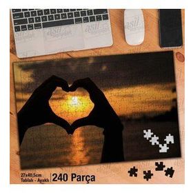 Asil Hobi Eller İle Yapılan Kalp Sembolü-Gün Batımı Yapboz-Ayak Destekli Çerçeveli 240 Parça Puzzle