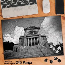 Asil Hobi Gri Resim-Perspektif-Kilise-Mimari Yapboz-Ayak Destekli Çerçeveli 240 Parça Puzzle