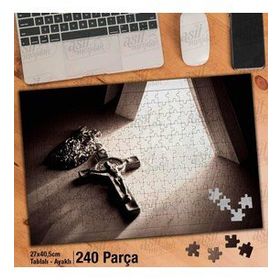 Asil Hobi İsa Mesih Haç Kolye-Işık Yansıma-Dini Yapboz-Ayak Destekli Çerçeveli 240 Parça Puzzle