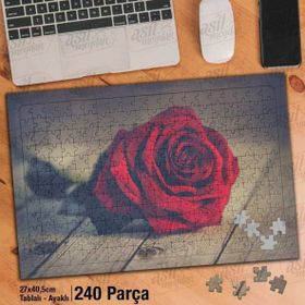 Asil Hobi Kırmızı Gül-Romantik-Ahşap Zemin Yapboz-Ayak Destekli Çerçeveli 240 Parça Puzzle