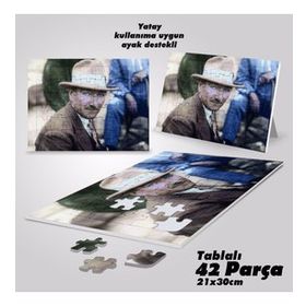 Asil Hobi Modern Şık Giyimli Mavi Gözlü Mustafa Kemal Atatürk-Yapboz-Ayak Destekli 42 Parça Puzzle