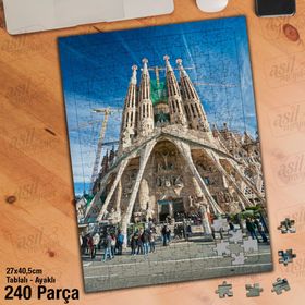 Asil Hobi Sagrada Familia-Barcelona-Mimari Yapboz-Ayak Destekli Çerçeveli 240 Parça Puzzle