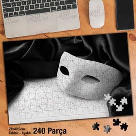 Asil Hobi Siyah Kumaş Üstünde Beyaz Maske-Soyut Yapboz-Ayak Destekli Çerçeveli 240 Parça Puzzle
