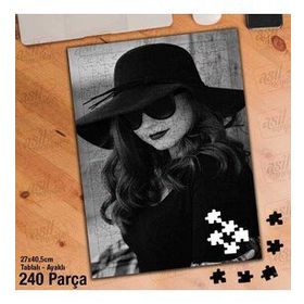 Asil Hobi Siyah Şapka-Gözlük-Gizemli Kadın Yapboz-Ayak Destekli Çerçeveli 240 Parça Puzzle