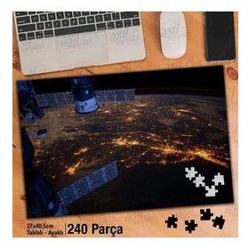 Asil Hobi Uydu-Dünya-Gezegen-Işıklar Yapboz-Ayak Destekli Çerçeveli 240 Parça Puzzle