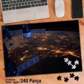 Asil Hobi Uydu-Dünya-Gezegen-Işıklar Yapboz-Ayak Destekli Çerçeveli 240 Parça Puzzle