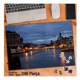 Asil Hobi Venedik-Gece-Evler-Manzara-Deniz Yapboz-Ayak Destekli Çerçeveli 240 Parça Puzzle