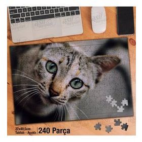 Asil Hobi Yeşil Gözlü Kedi-Sevimli Hayvan-Masum Yapboz-Ayak Destekli Çerçeveli 240 Parça Puzzle