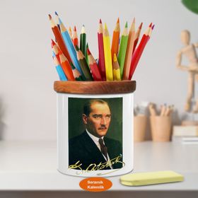 Asilmeydan 449319473 Başöğretmen Kemal Atatürk İmzalı Ahşap Seramik Kalemlik