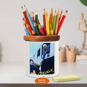 Asilmeydan 449322783 Trende Gülen Kemal Atatürk Ahşap Seramik Kalemlik