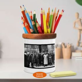 Asilmeydan 449694551 Tbmmde Atatürk Ve Arkadaşları Ahşap Seramik Kalemlik