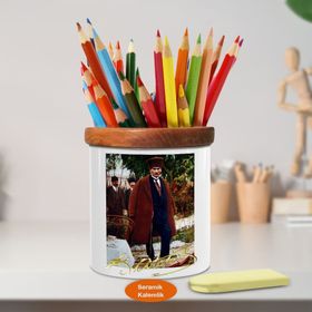 Asilmeydan 449815810 Paltolu Arkadaşlar Kemal Atatürk Ahşap Seramik Kalemlik