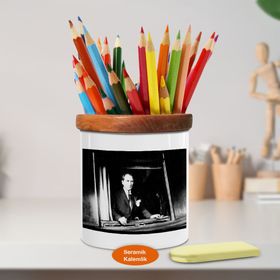 Asilmeydan 449829438 Camdan Bakan Kemal Atatürk Ahşap Seramik Kalemlik