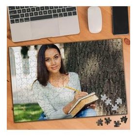 Asilmeydan 456202418 240 Parça Üniversite Öğrencisi Kız Puzzle Yapboz Tablo