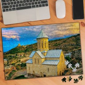 Asilmeydan 456257642 240 Parça Tiflis Gürcistan Mimarisi Puzzle Yapboz Tablo