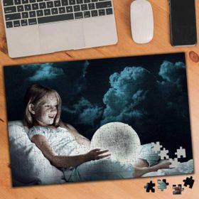 Asilmeydan 456262597 240 Parça Gece Lambası Tutan Kız Puzzle Yapboz Tablo