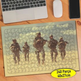 Asilmeydan 456563603 240 Parça Üniformalı Askerler Puzzle Yapboz Tablo