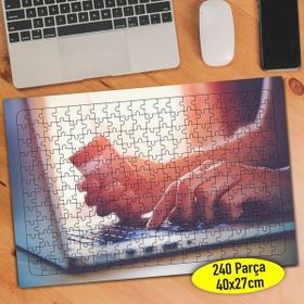 Asilmeydan 456572388 240 Parça Ofiste Çalışan Eller Puzzle Yapboz Tablo