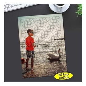 Asilmeydan 456573595 240 Parça Sahilde Küçük Çocuk Puzzle Yapboz Tablo