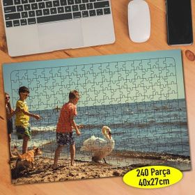 Asilmeydan 456730945 240 Parça Kuğuya Bakan Çocuklar Puzzle Yapboz Tablo