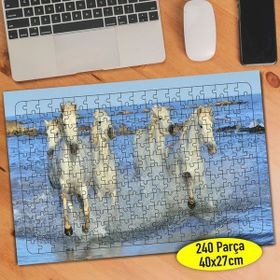 Asilmeydan 456731878 240 Parça Sahilde Koşan Atlar Puzzle Yapboz Tablo