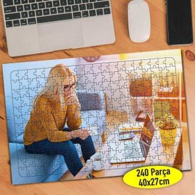Asilmeydan 456794343 240 Parça Düşünceli Çalışan Kadın Puzzle Yapboz Tablo