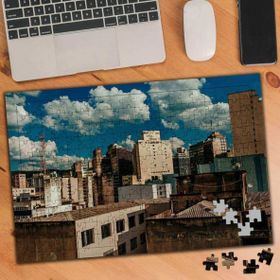 Asilmeydan Bulutlu Gökyüzü Altında Binalar 240 Parça 27x40.5 cm Puzzle Yapboz Tablo