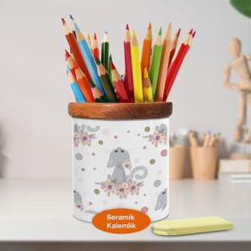 Asilmeydan Çiçek Üstünde Güzel Kedi Ahşap Seramik Kalemlik