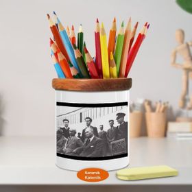 Asilmeydan Gösteride Mustafa Kemal Paşa Ahşap Seramik Kalemlik