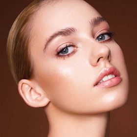 Astra Transformist Warm Beige Fondöten Kapatıcı