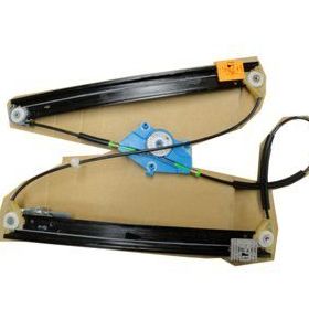 Audi A4 - 2000-2001 Sol Elektrikli Motorsuz Ön Cam Krikosu
