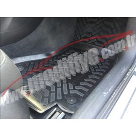 Audi A4 B8 2008-2015 Siyah 3D Havuzlu Paspas