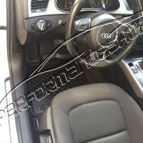 Audi A4 B8 2008-2015 Siyah 3D Havuzlu Paspas