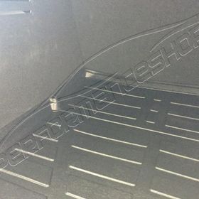 Audi A4 Sedan B9 Siyah Bagaj Havuzu
