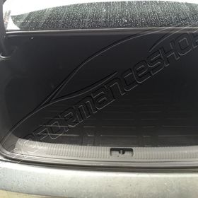 Audi A4 Sedan B9 Siyah Bagaj Havuzu