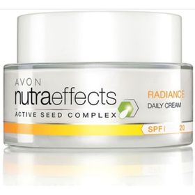 Avon Nutra Effects Radiance SPF 20 50 ml Gündüz Kremi